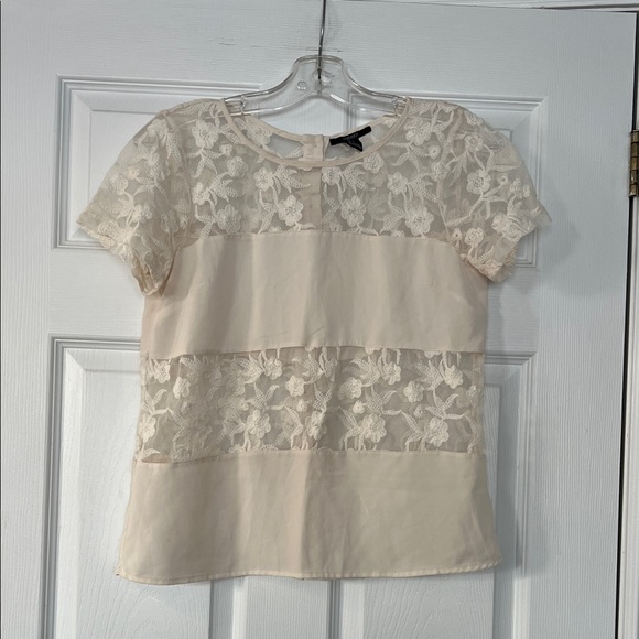 Forever 21 Tops - Forever 21 Floral Lace Blouse in Cream